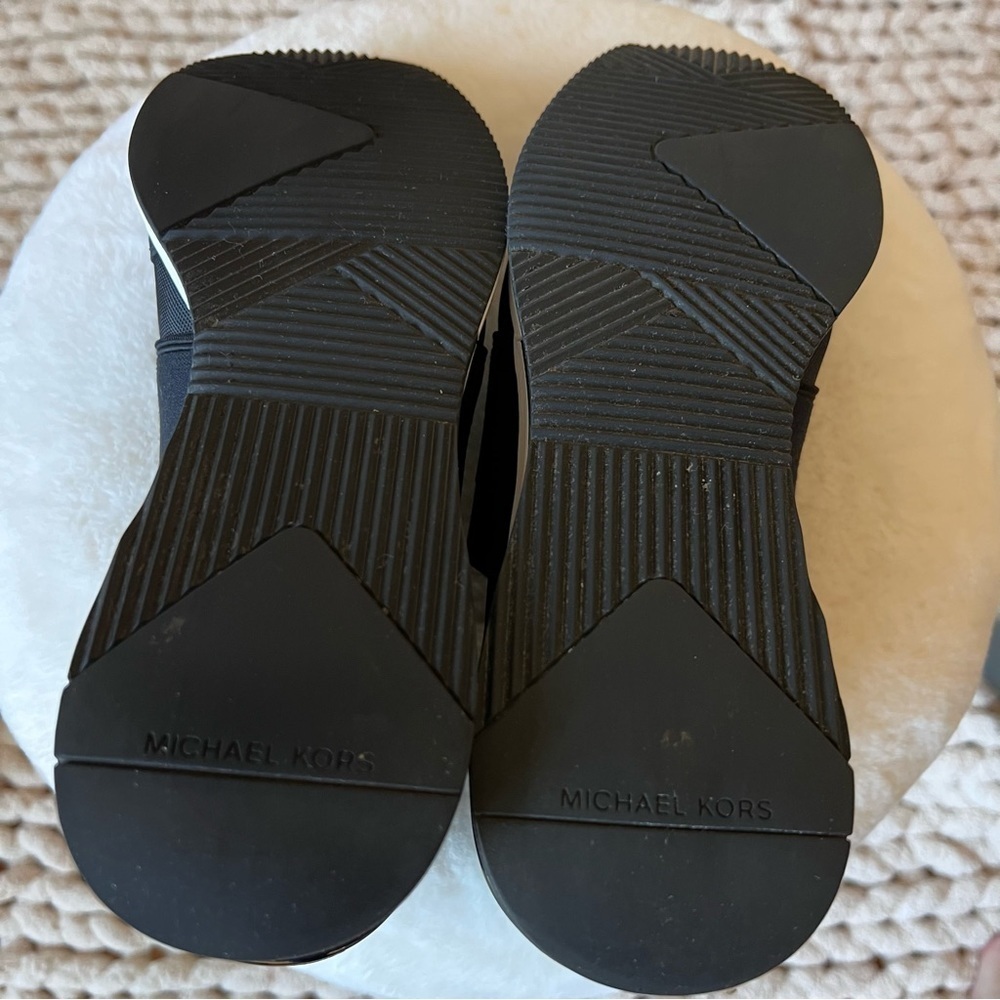 Michael Kors fashion sneakers 9.5 - Picture 12 of 16